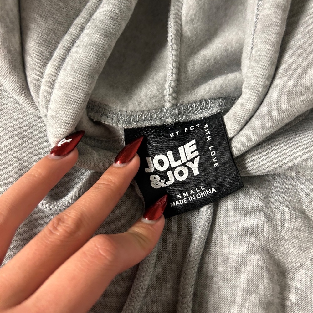 Cropped Hoodie - Picture 2 of 3